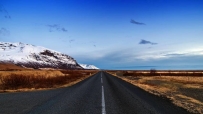 冰岛道路风景4K壁纸 3840x2160
